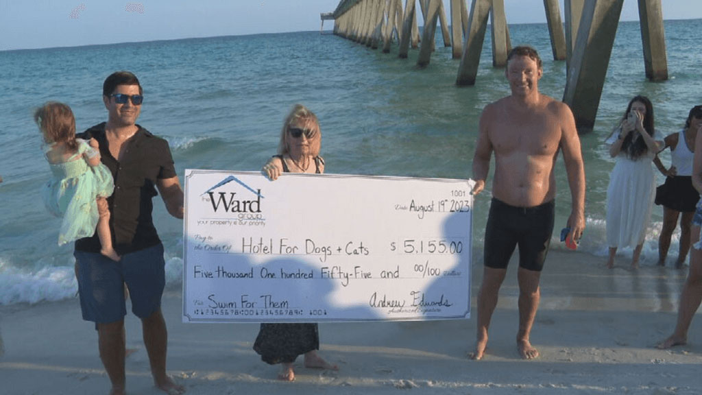 Pensacola man swims 20 miles